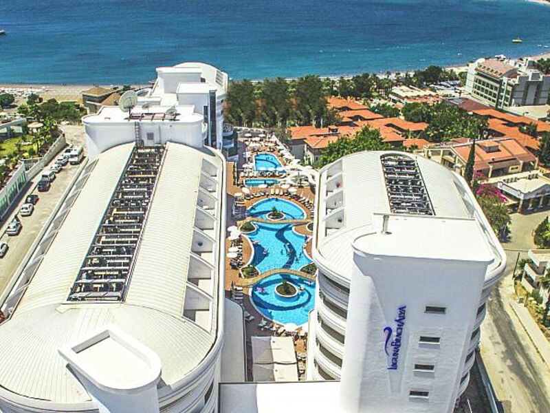 Laguna Beach Alya Resort