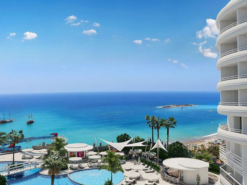 Laguna Beach Alya Resort