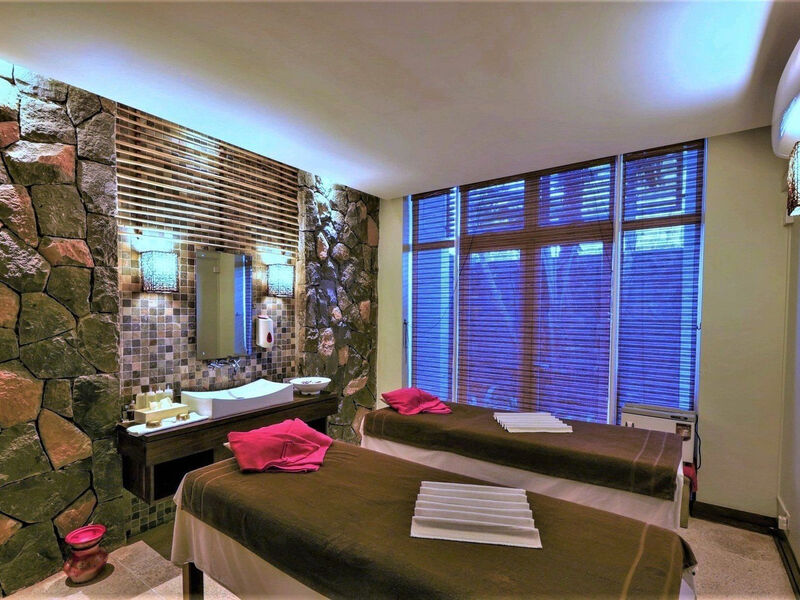 Laguna Beach Hotel & Spa