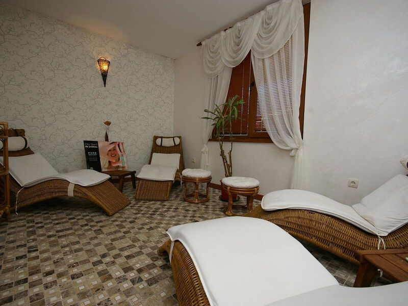 Laguna Beach Resort & Spa