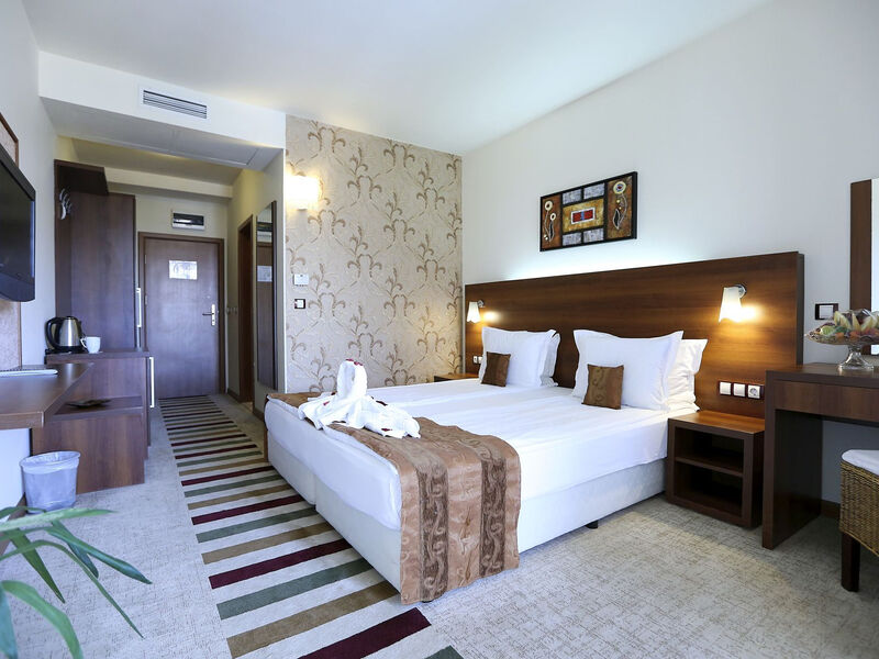 Laguna Beach Resort & Spa