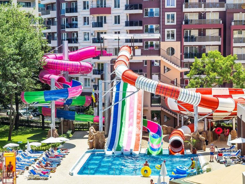 Laguna Park And Aqua Club