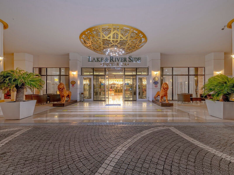 Lake & River Side