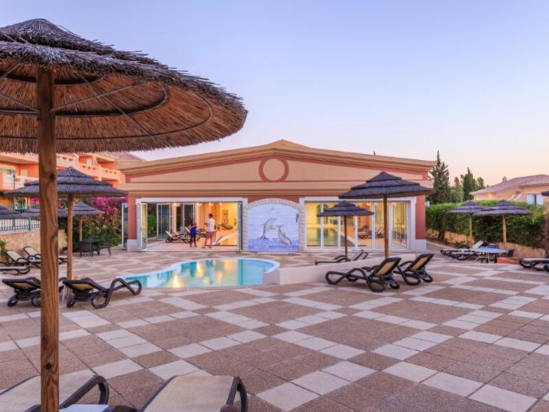 Lakeside Country Club