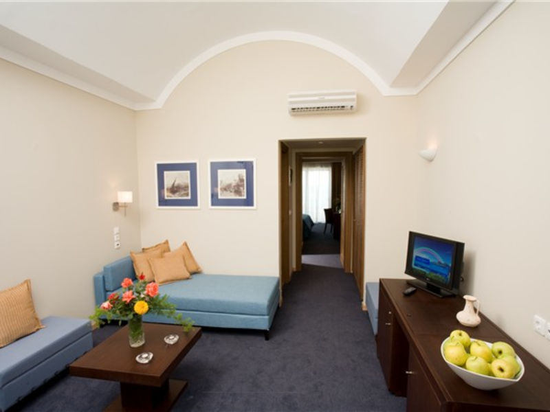 Lakitira Suites