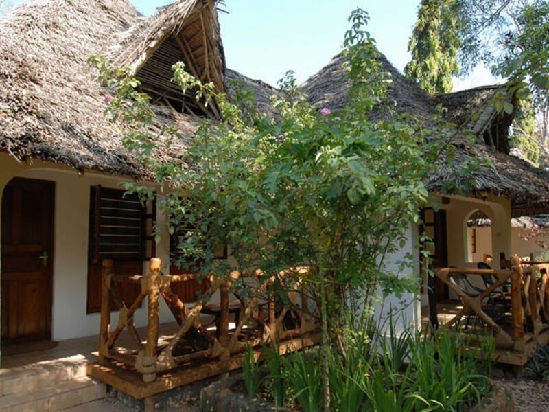 Langi Langi Beach Bungalows