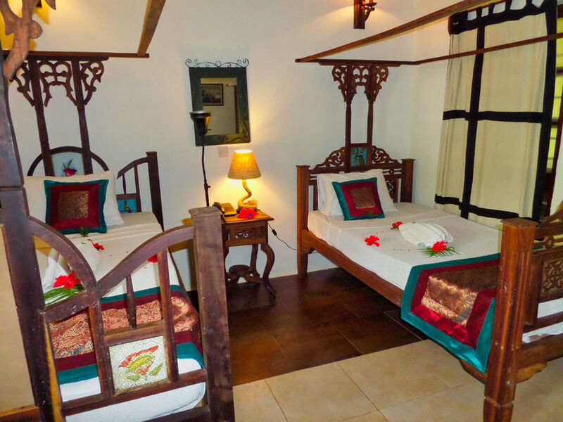 Langi Langi Beach Bungalows