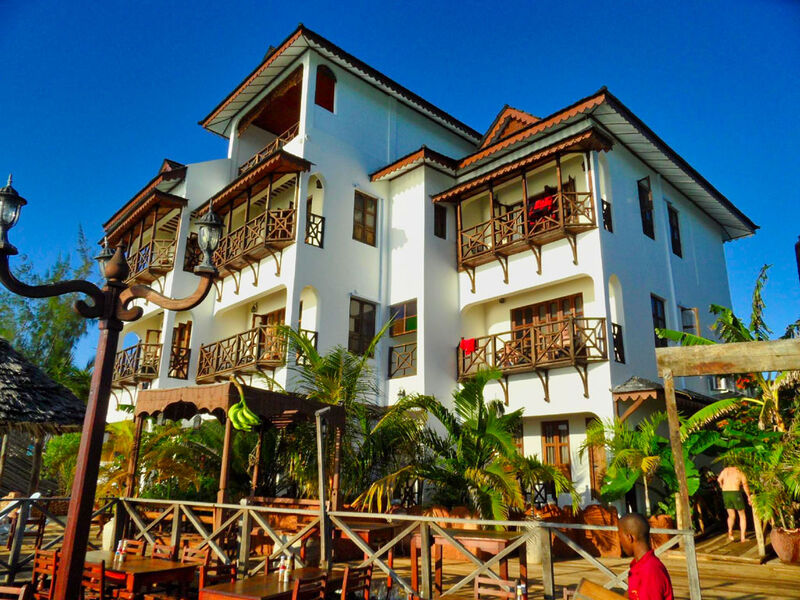 Langi Langi Beach Bungalows