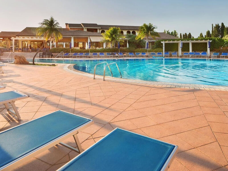 Lantana Resort