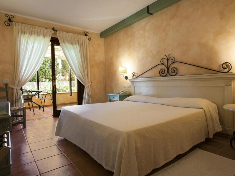 Lantana Resort