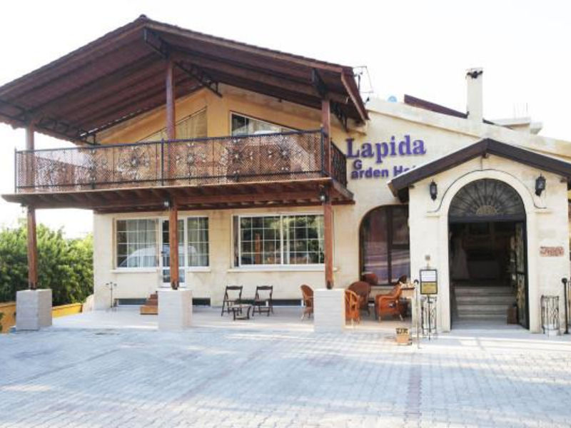 Lapida Garden