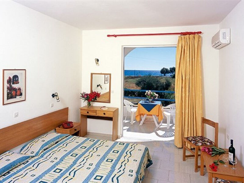 Lardos Bay