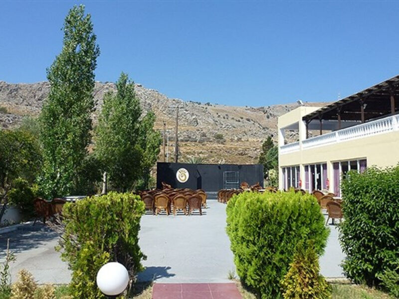 Lardos Bay