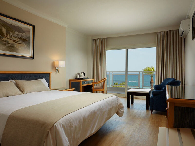 Las Arenas Affiliated By Melia