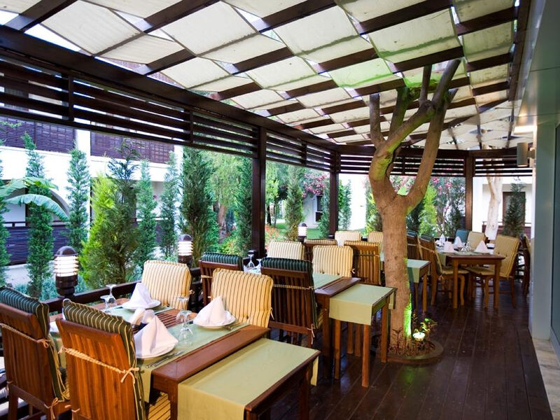 Latanya Beach Resort - Rodinný Pokoj