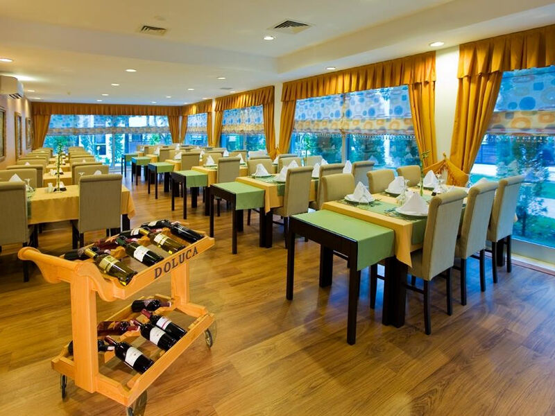 Latanya Beach Resort - Rodinný Pokoj