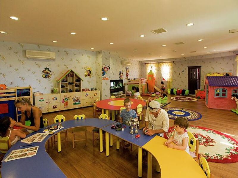 Latanya Park Resort