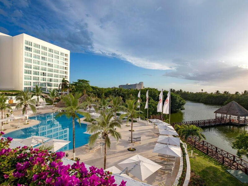 Le Blanc Spa Resort
