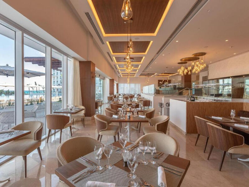 Le Blanc Spa Resort