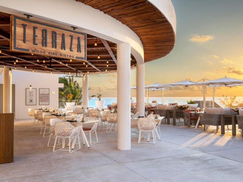 Le Blanc Spa Resort