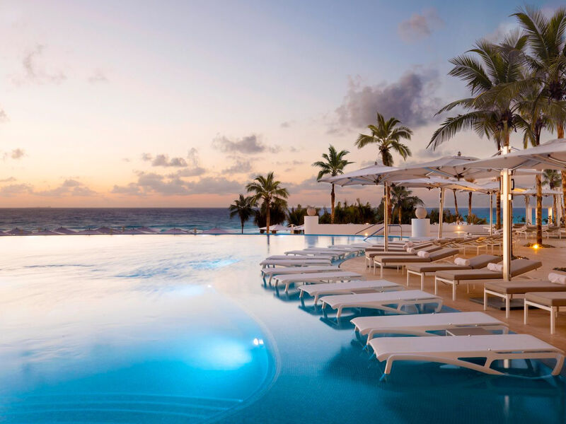 Le Blanc Spa Resort
