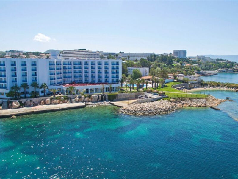 Le Bleu & Resort