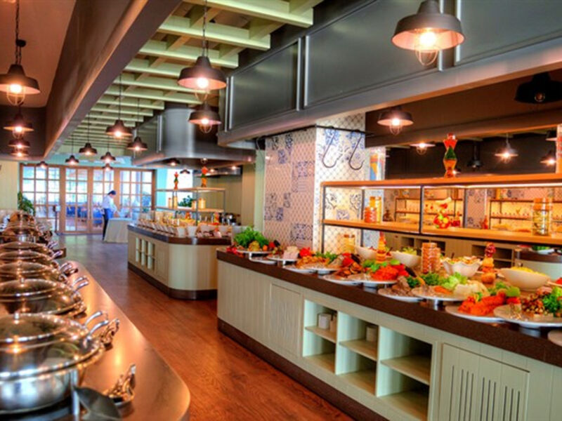 Le Bleu & Resort