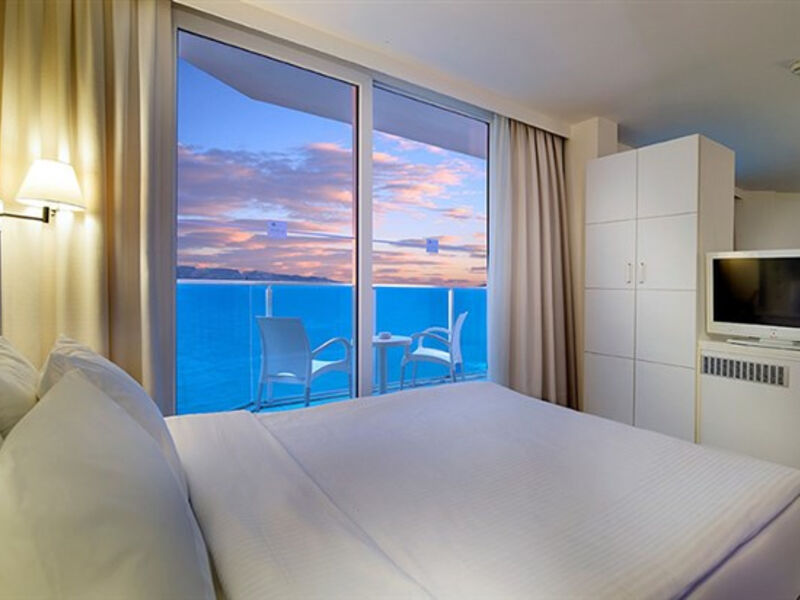 Le Bleu & Resort
