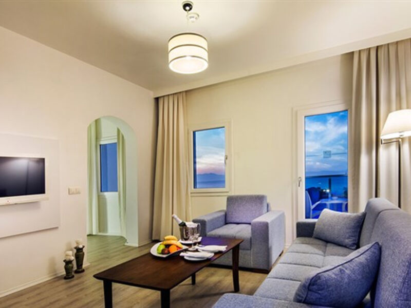 Le Bleu & Resort