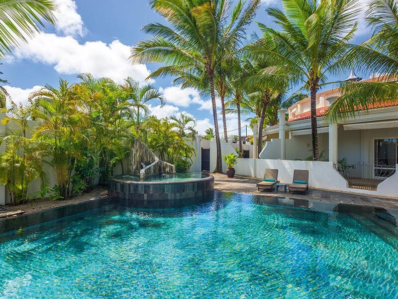Mauricia Beachcomber Resort & Spa