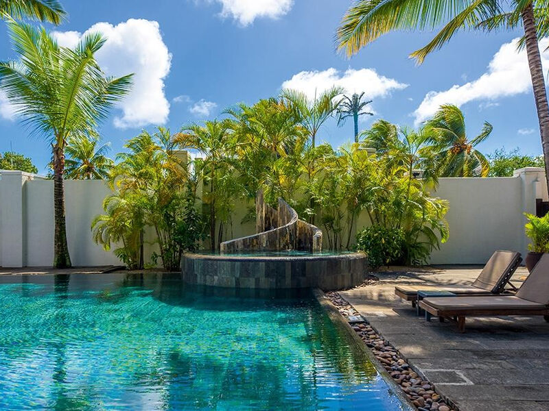 Mauricia Beachcomber Resort & Spa