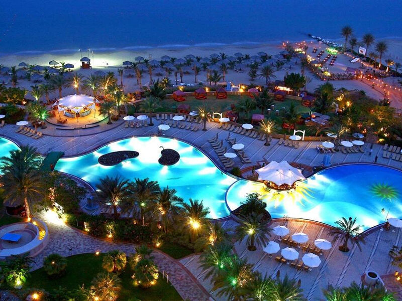 Le Meridien Al Aqah Beach Resort