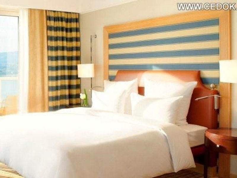 Le Meridien Lav