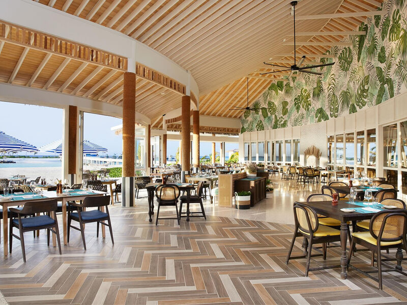Le Meridien Maldives Resort & Spa