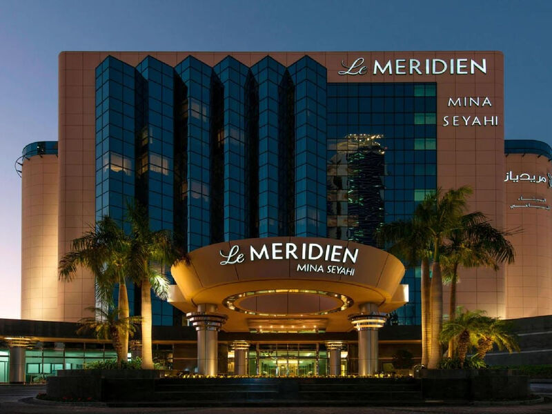 Le Meridien Mina Seyahi Beach Resort & Marina