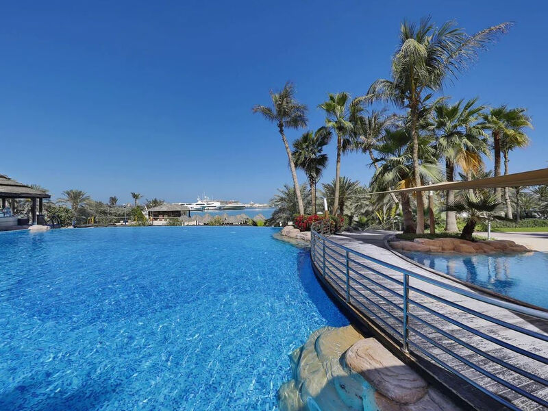 Le Meridien Mina Seyahi Beach Resort & Marina