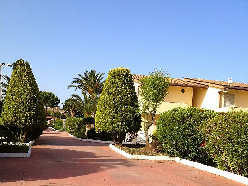 Le Pace Residence