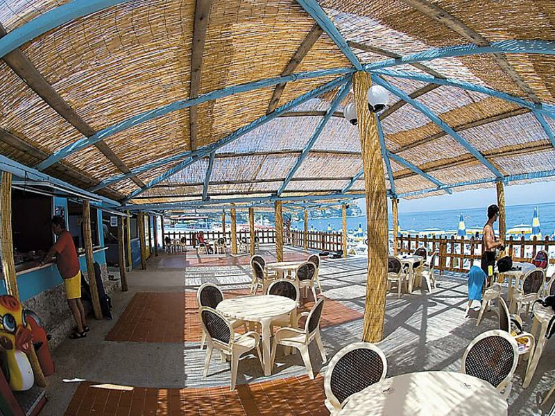 Le Pace Residence