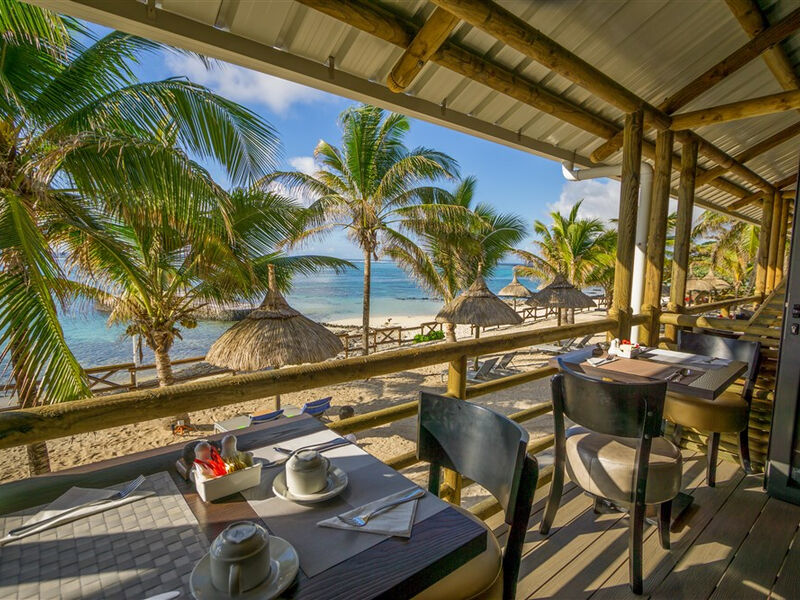 Le Peninsula Bay Beach Resort & Spa