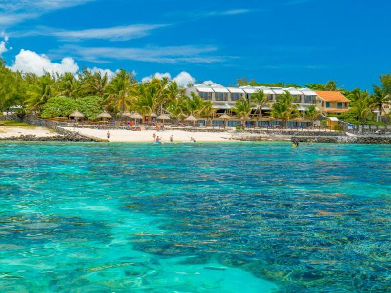 Le Peninsula Bay Beach Resort & Spa