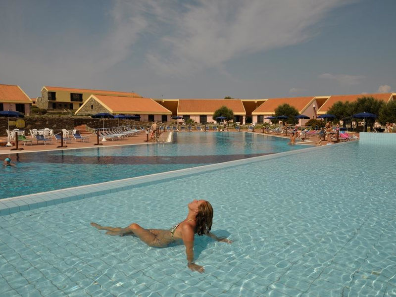 Le Tonnare Family Club