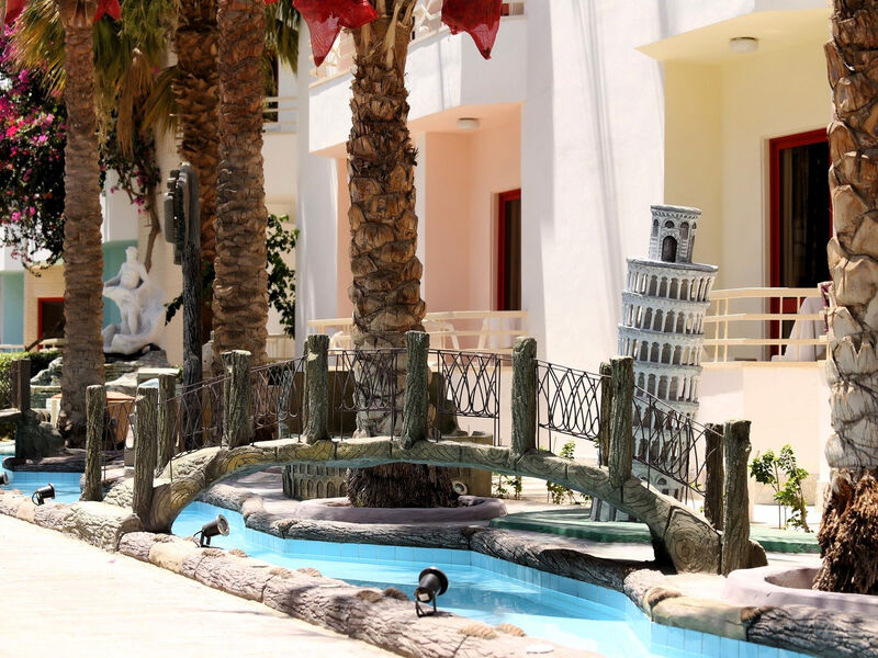 Ledras Beach