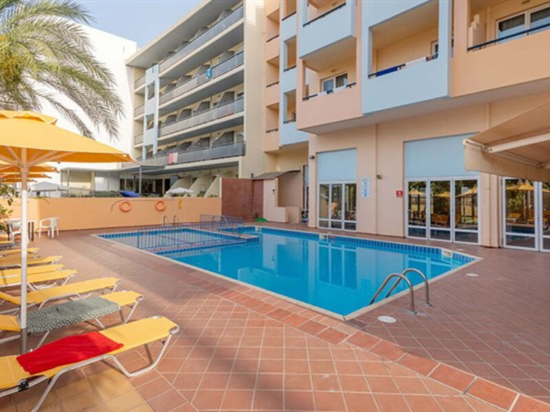 Aparthotel Lefkoniko Bay