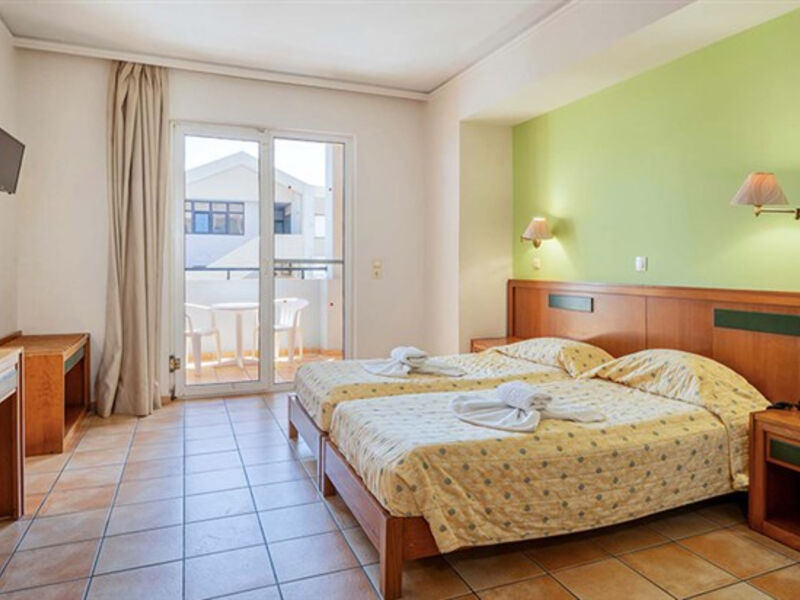 Aparthotel Lefkoniko Bay