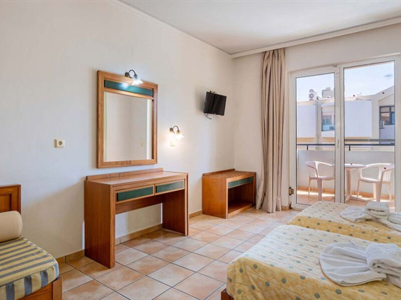 Aparthotel Lefkoniko Bay