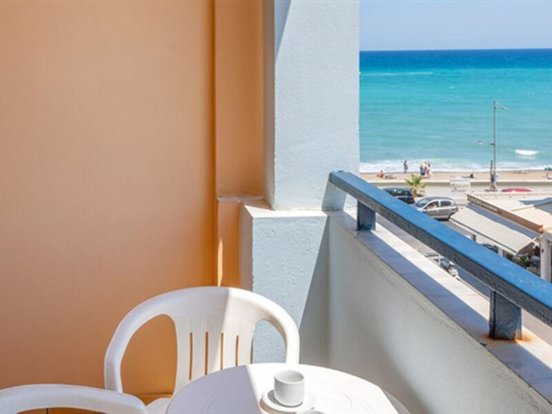 Aparthotel Lefkoniko Bay