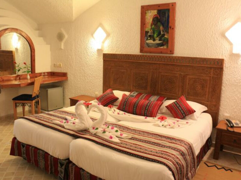 Lella Baya & Thalasso