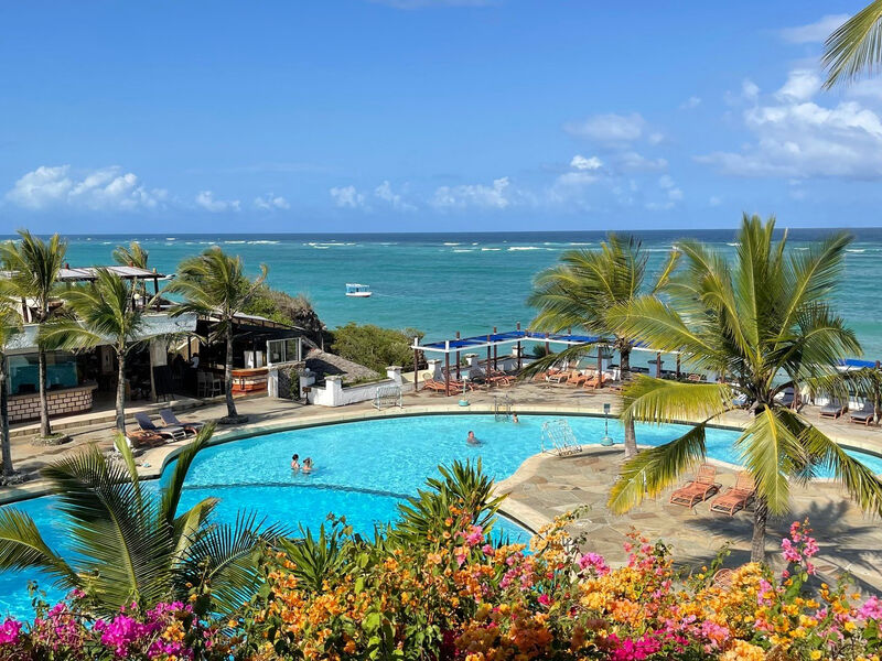 Leopard Beach Resort & Spa