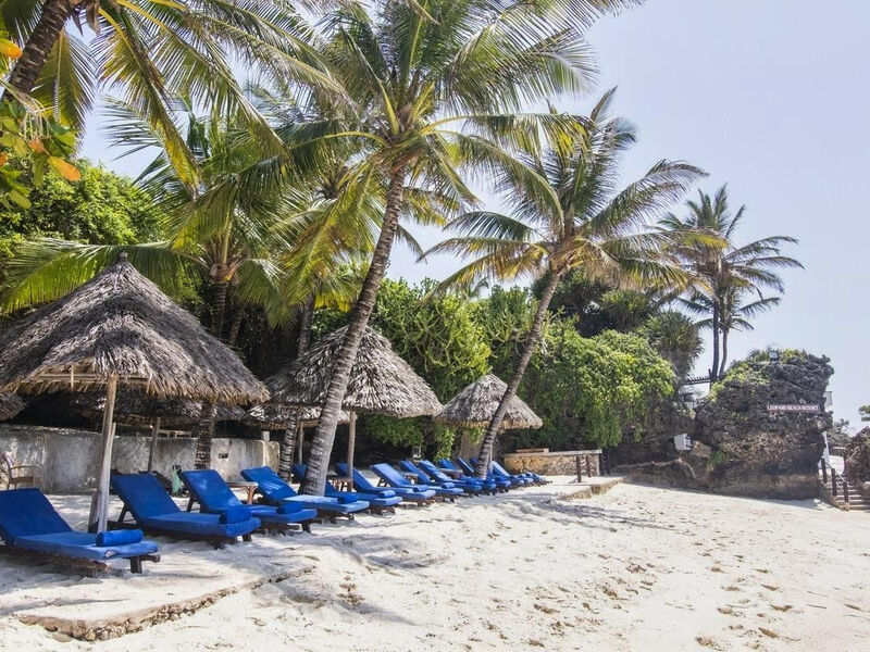 Leopard Beach Resort & Spa