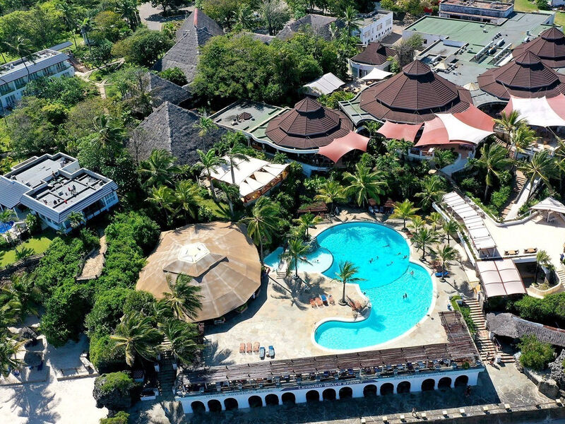 Leopard Beach Resort & Spa